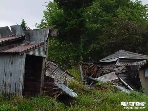 村里神秘大洞涌现，探究背后的原因与反思