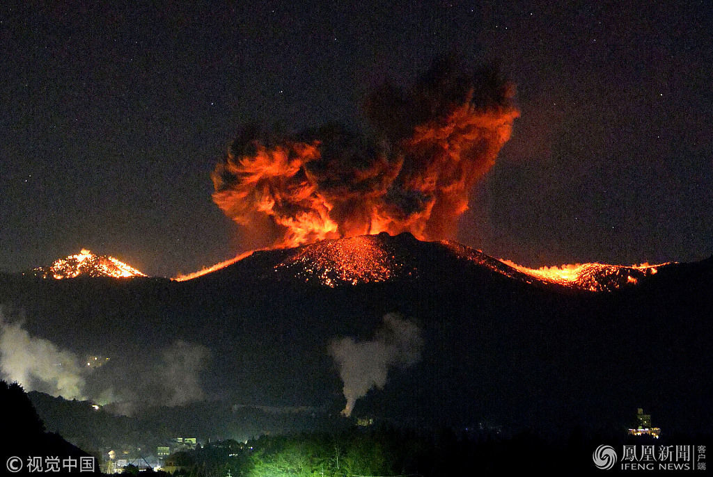 日本深夜遭遇火山喷发与地震频发，自然力量的震撼展示