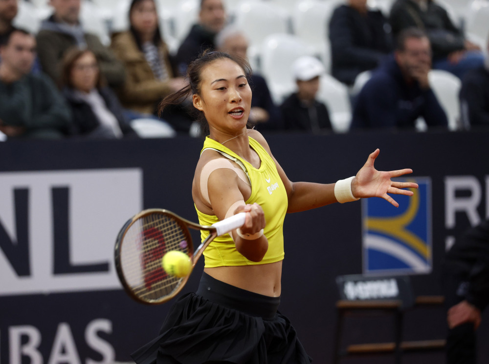 郑钦文在WTA1000多哈站遭遇贾巴尔，近期状态评价